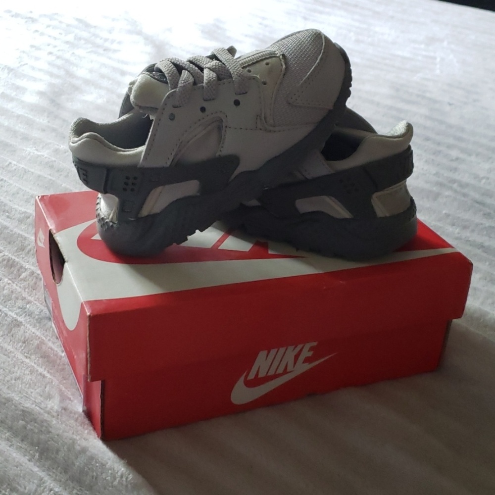 Nike Huarache 
